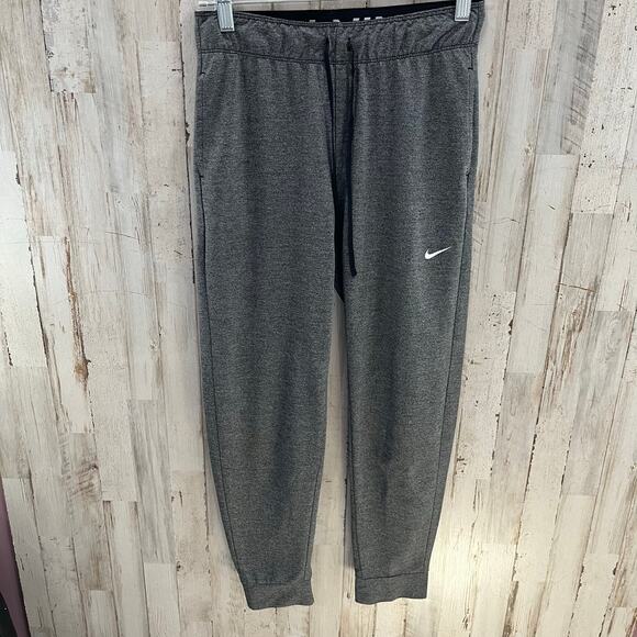 Nike Women’s XS Attack 7/8 Pants Athletic Jogger DA0142 Gray Quick Dry - Picture 1 of 9